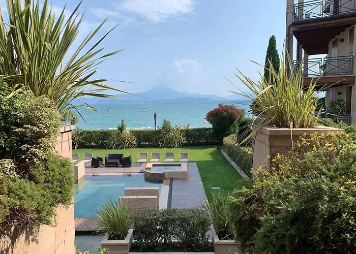 Lake Garda Lovers Luxury